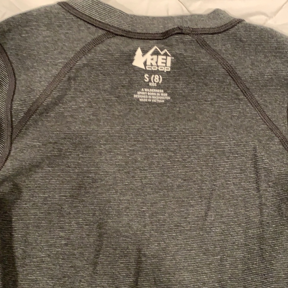 REI Kids long sleeve tee/ base layer! Like new!